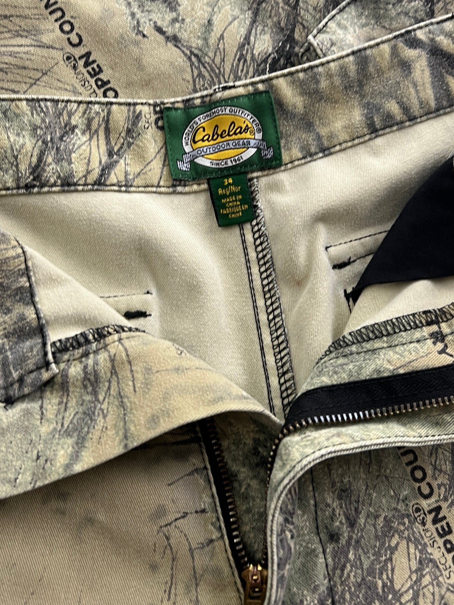 Cabela's Real Tree Cargos [34"]