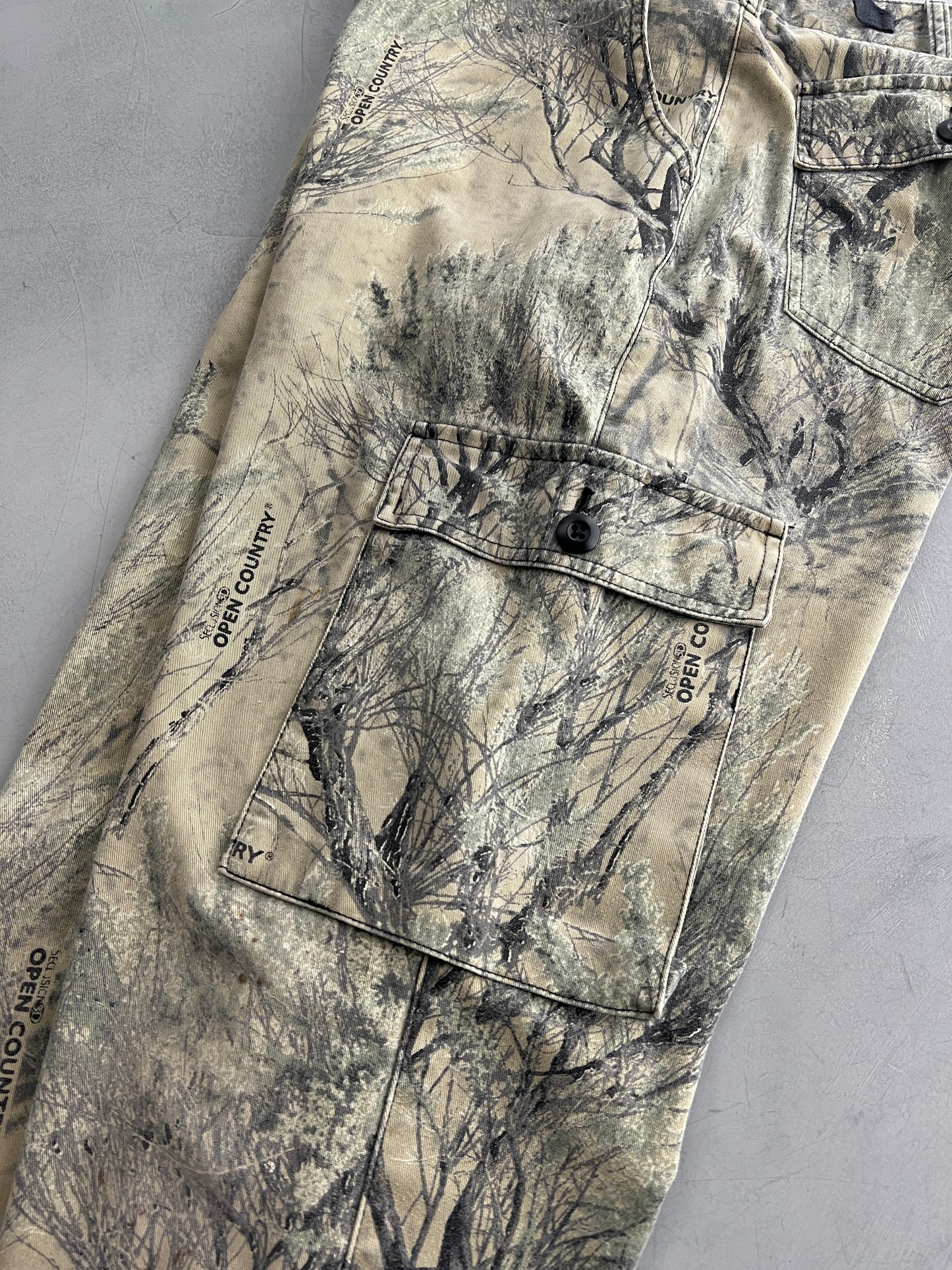 Cabela's Real Tree Cargos [34"]