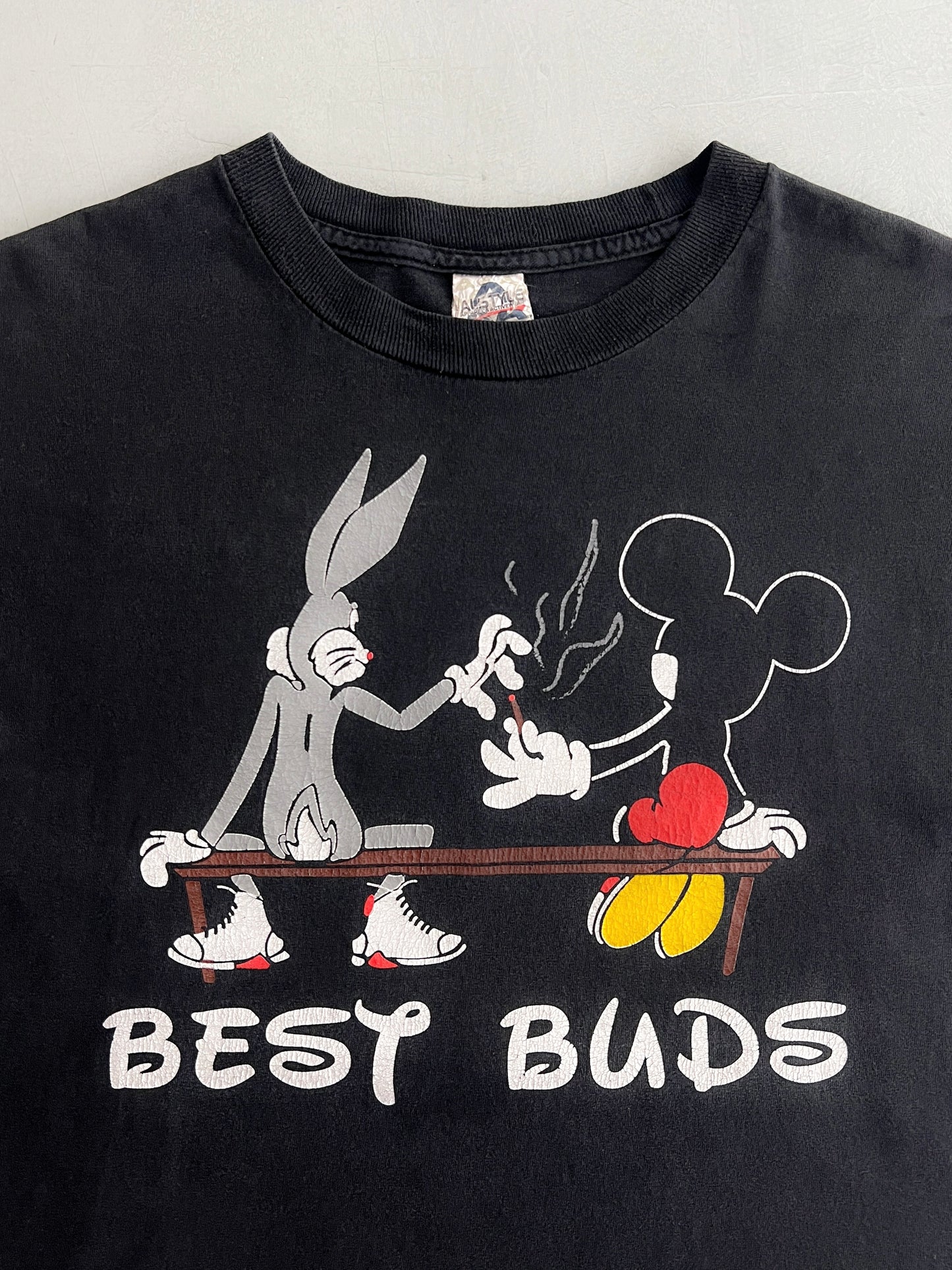 'Best Buds' Tee [M]