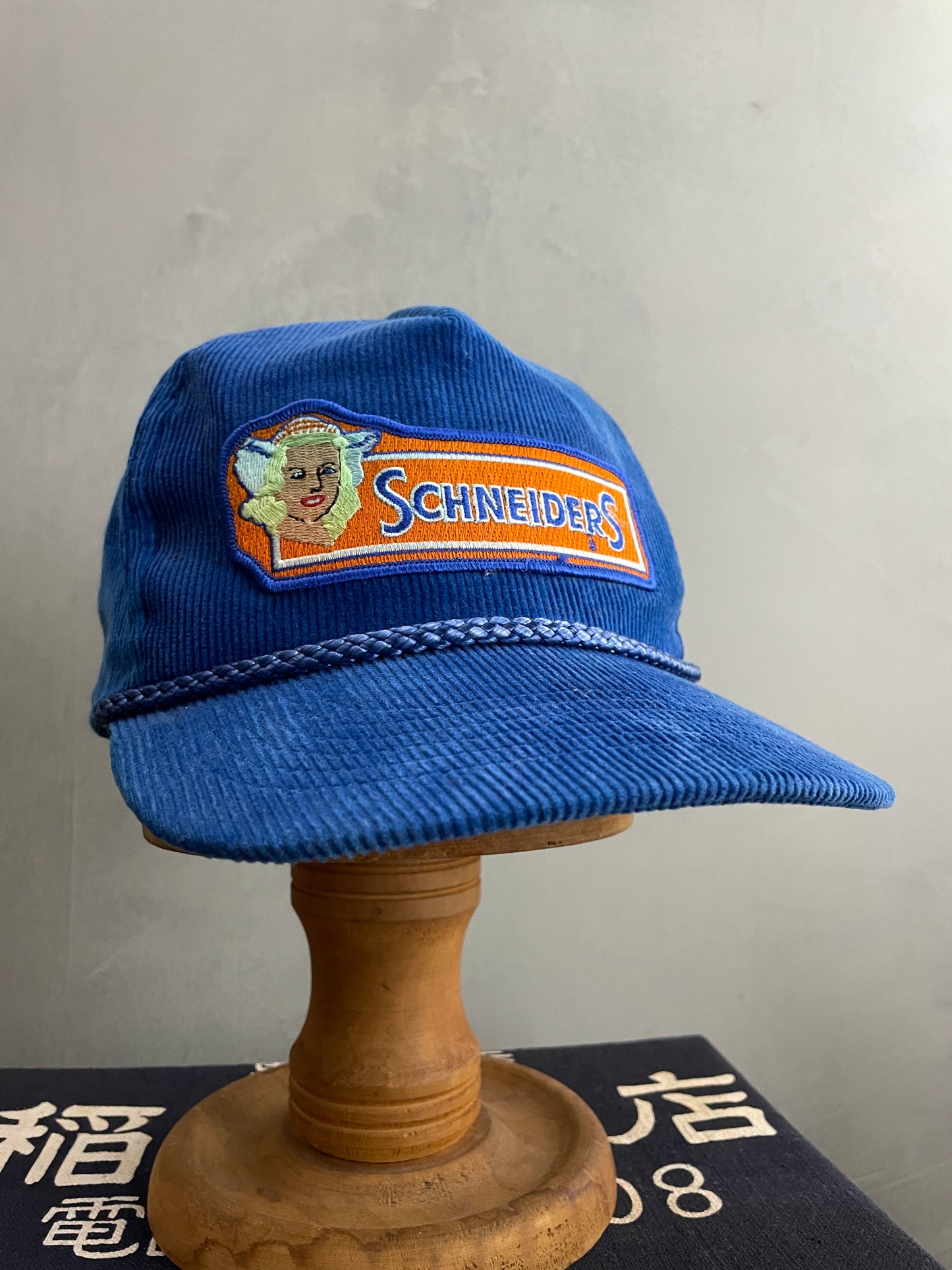 Schneider Cord Cap