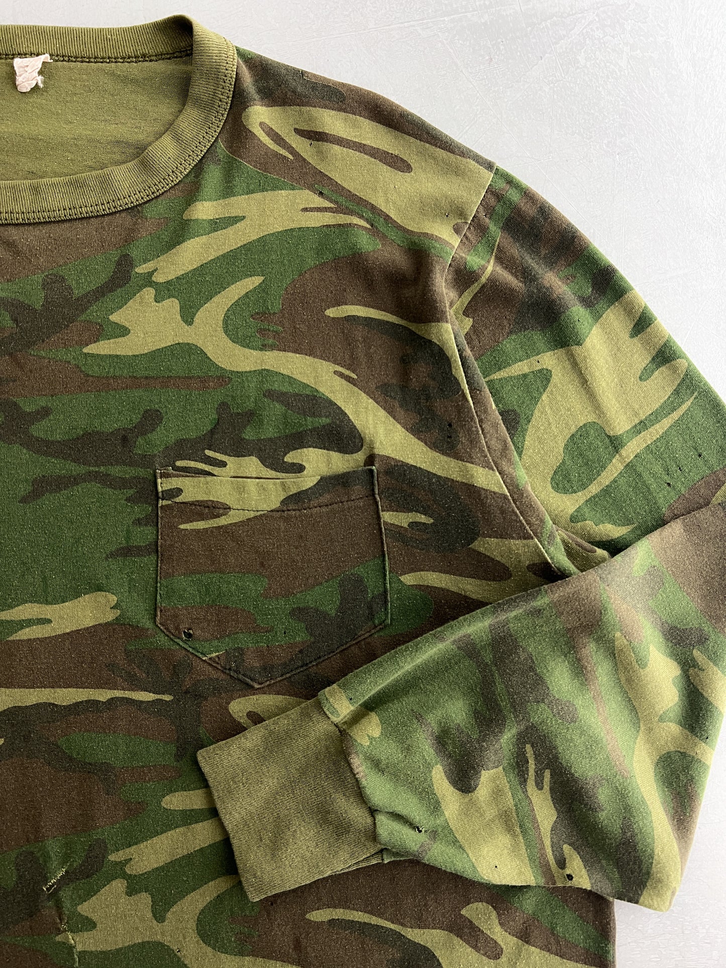 Sun-faded Camo Pocket Tee [XL]