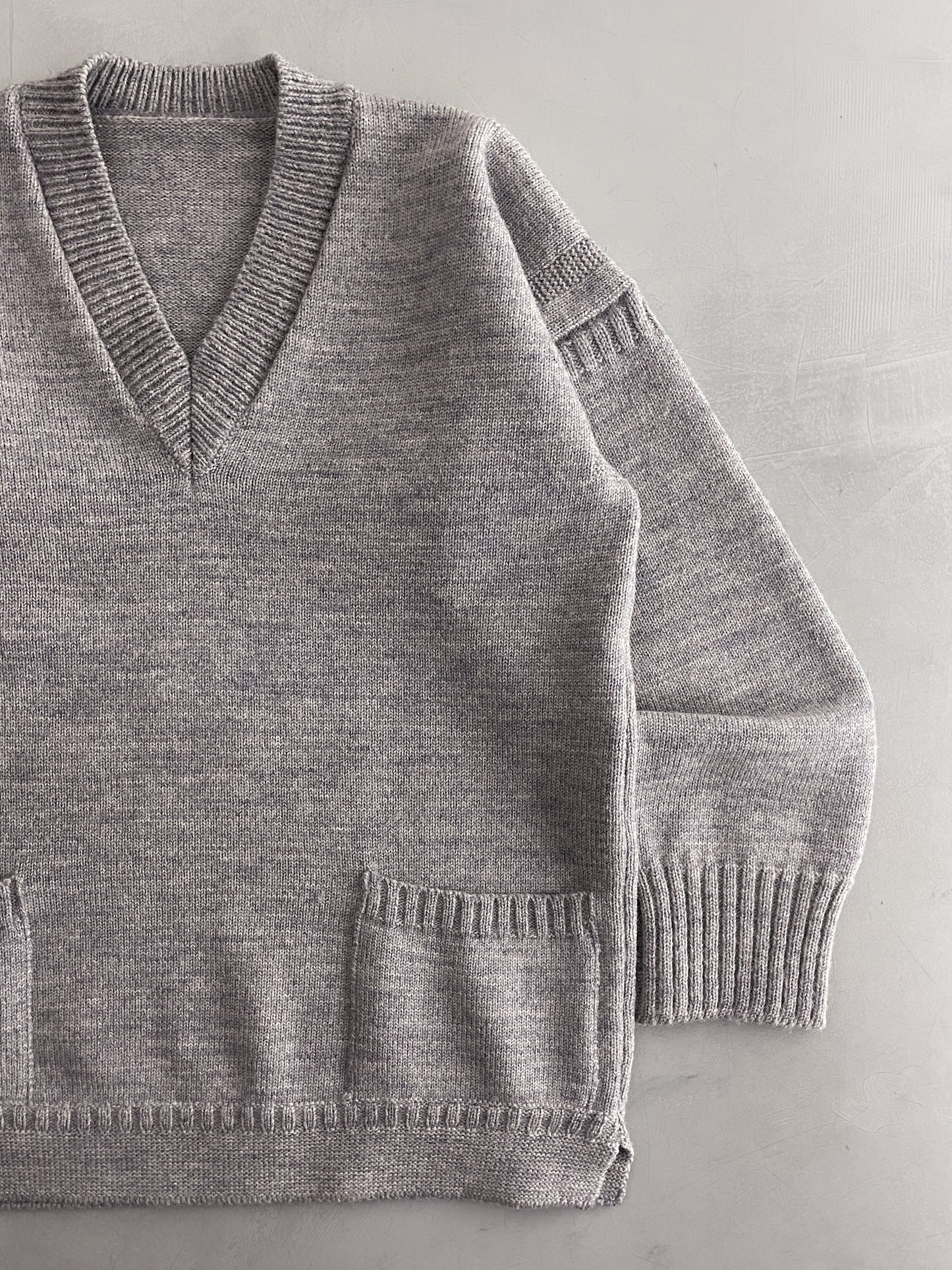 British Guernsey V-Neck Sweater [M]