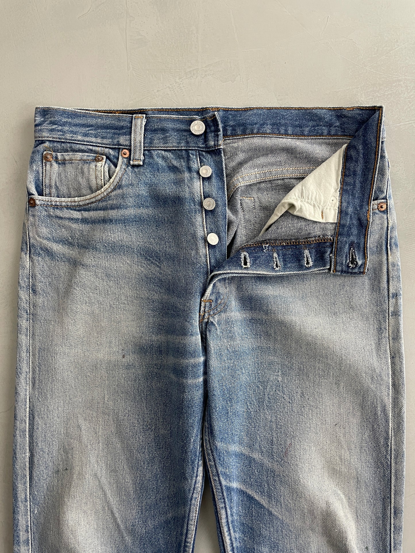 Made in USA Levi's 501's [28"]