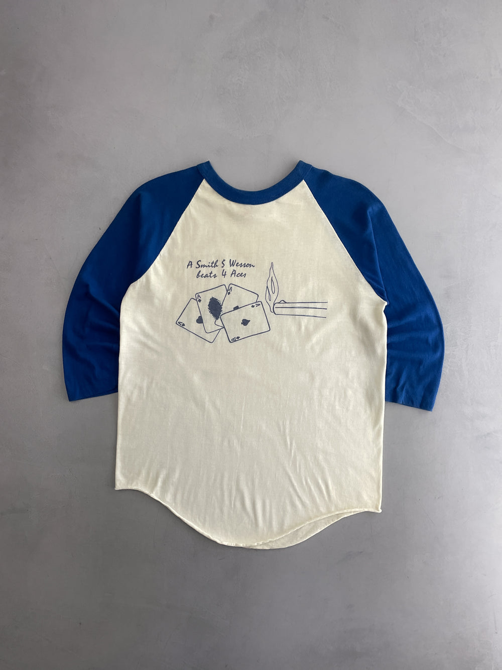 'A Smith & Wesson Beats 4 Aces' Raglan [L]