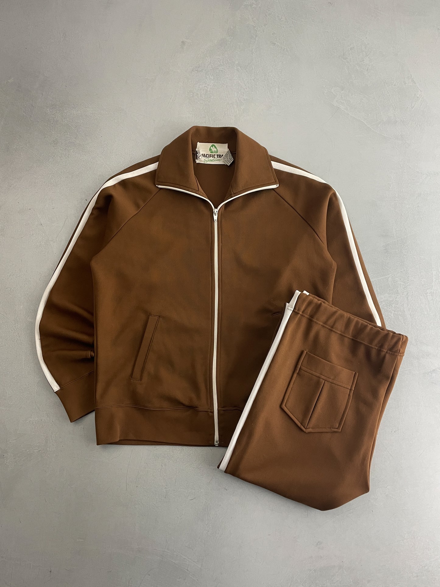 Pacific Trails Track Suit [L & 32"]