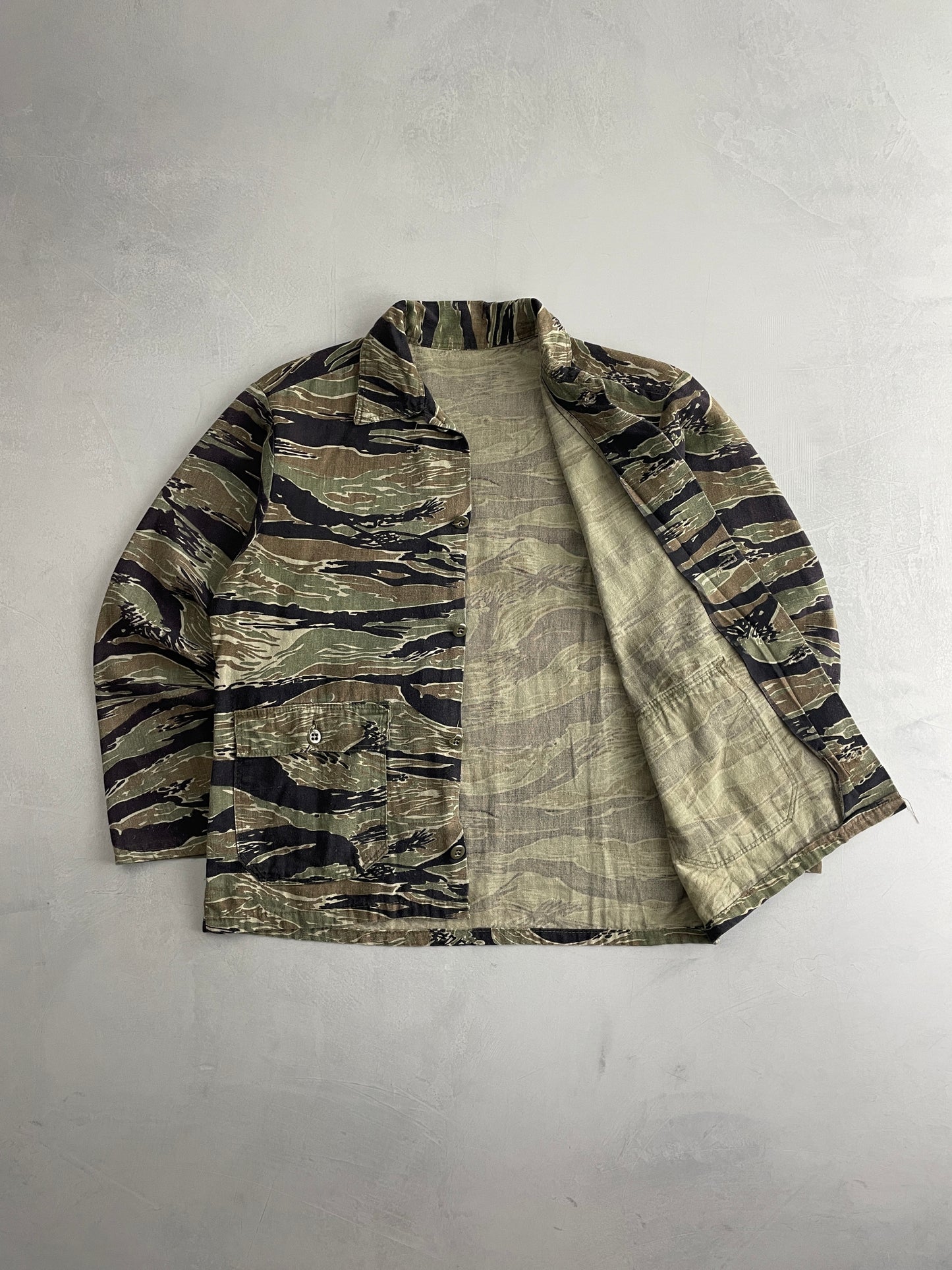 Tiger Stripe Camo Jacket [M/L]