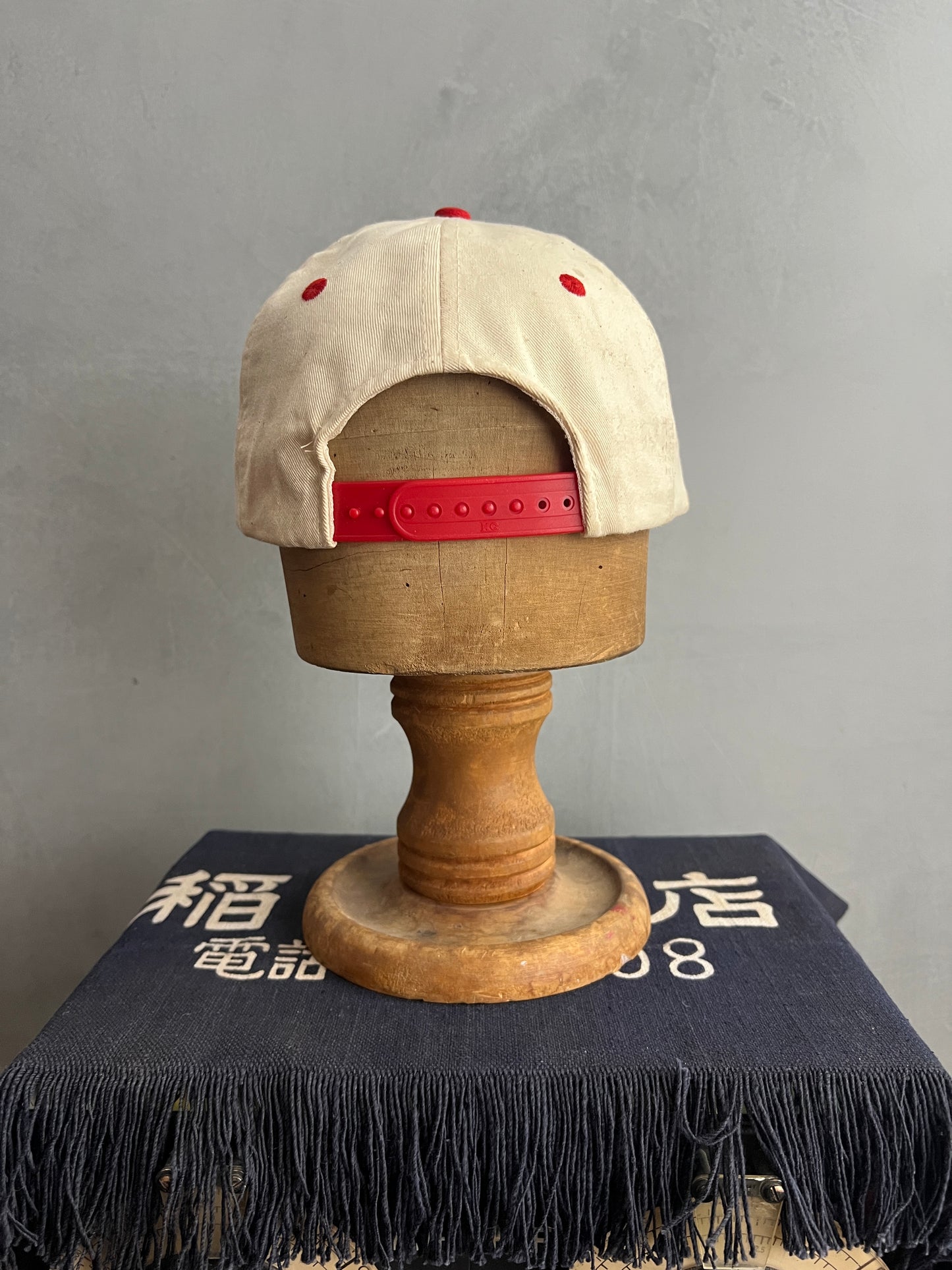 Amoco Cap