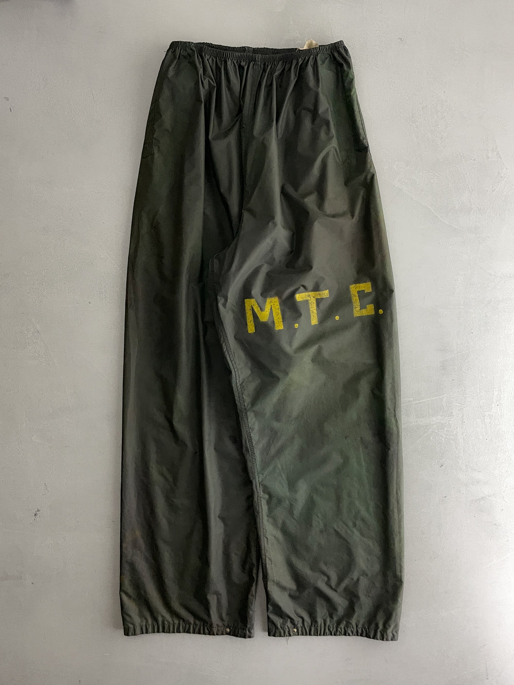 R.A.N. Shell Pants [28-34"]