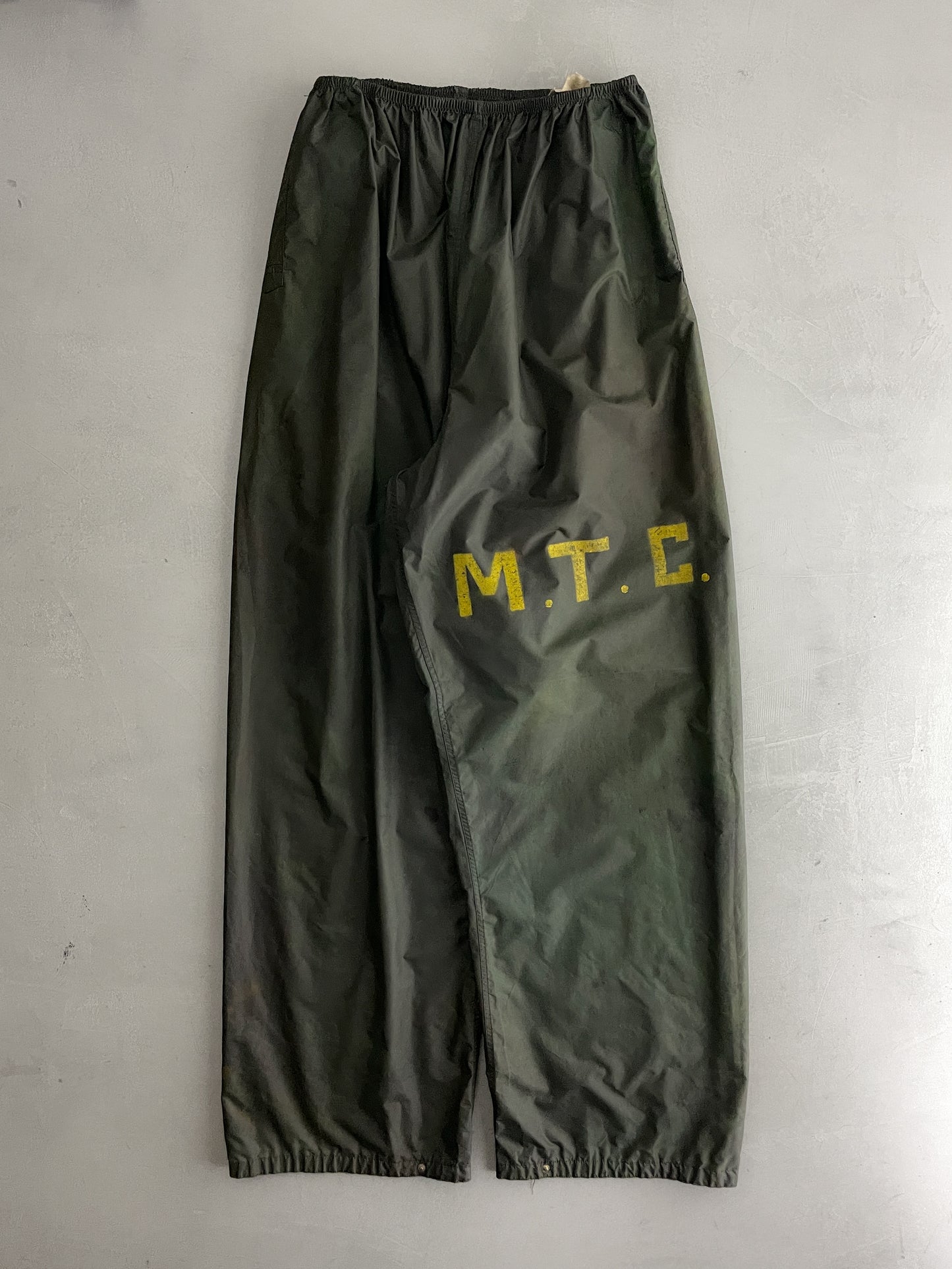 R.A.N. Shell Pants [28-34"]