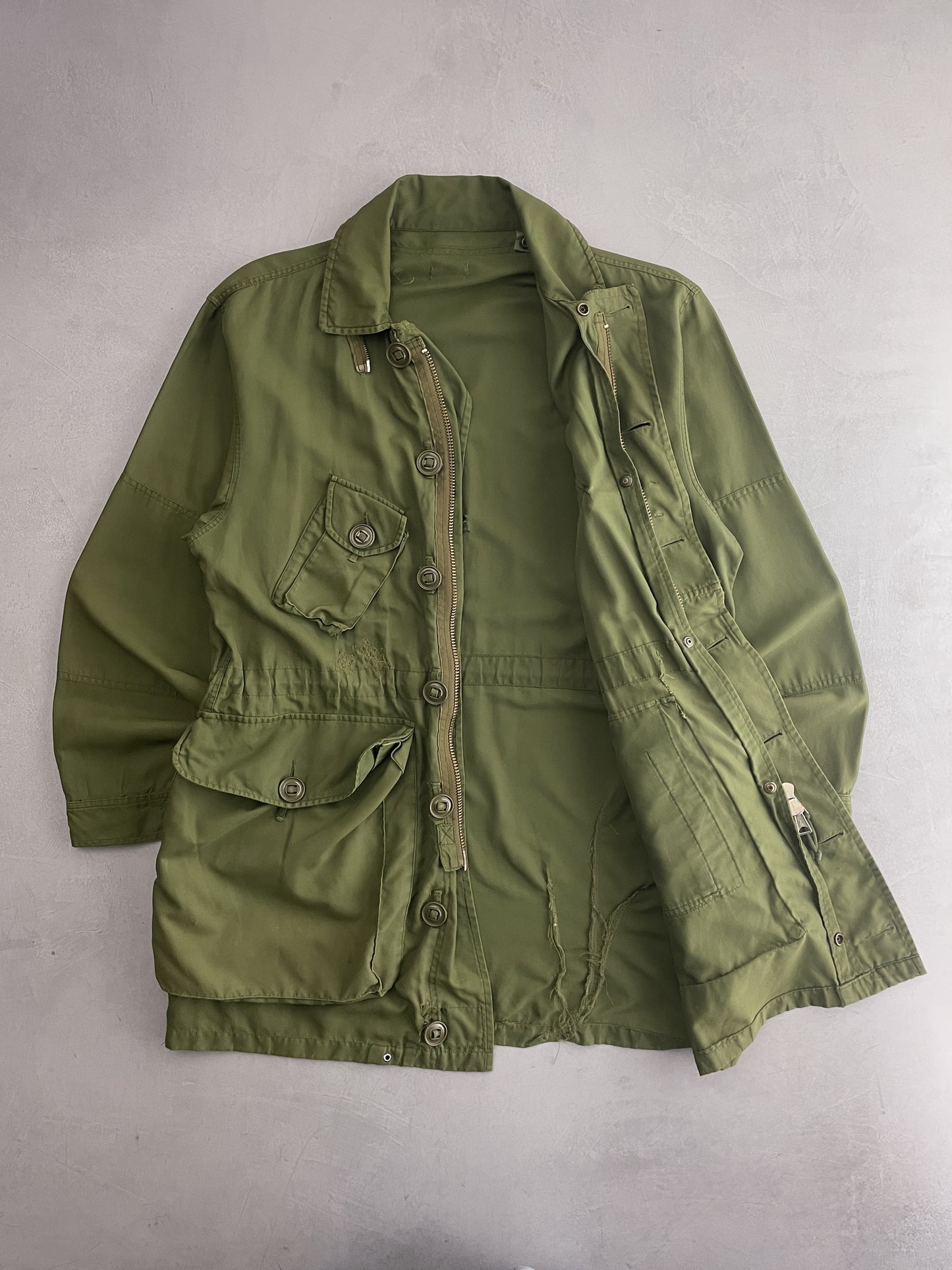 Canadian Military Field Jacket [L/XL]