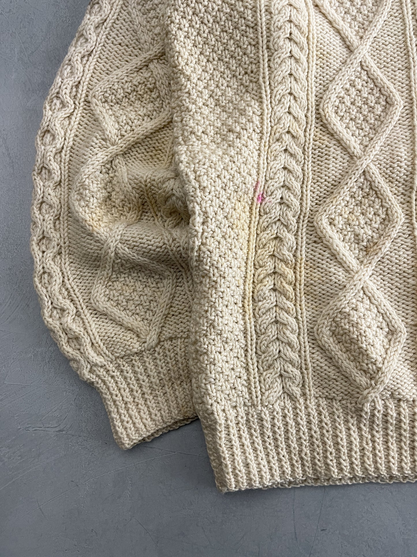 Cable-Knit Sweater [XL]