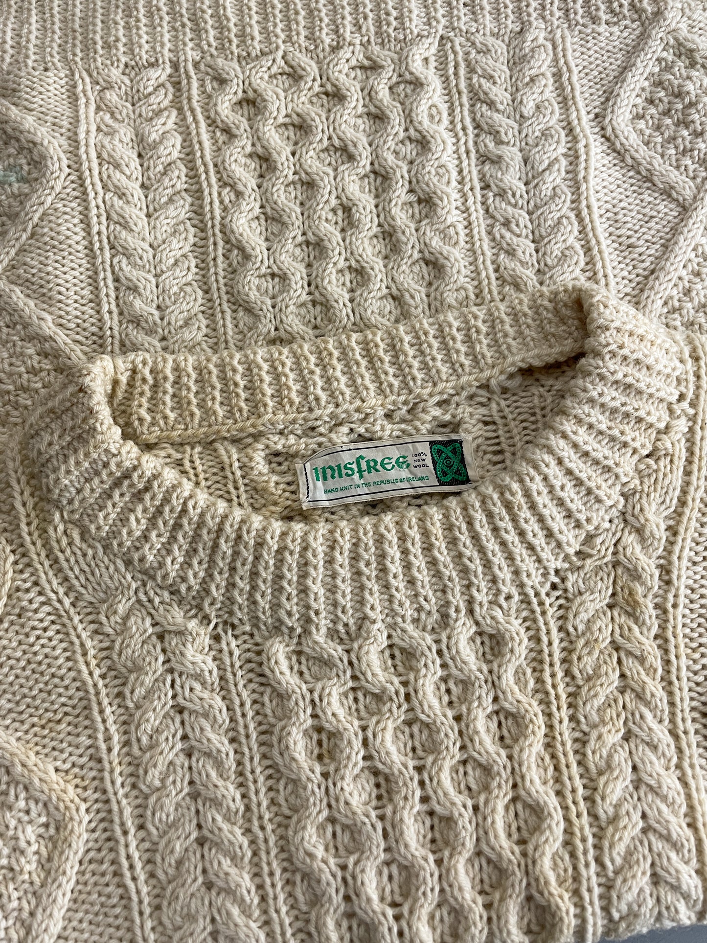 Cable-Knit Sweater [XL]