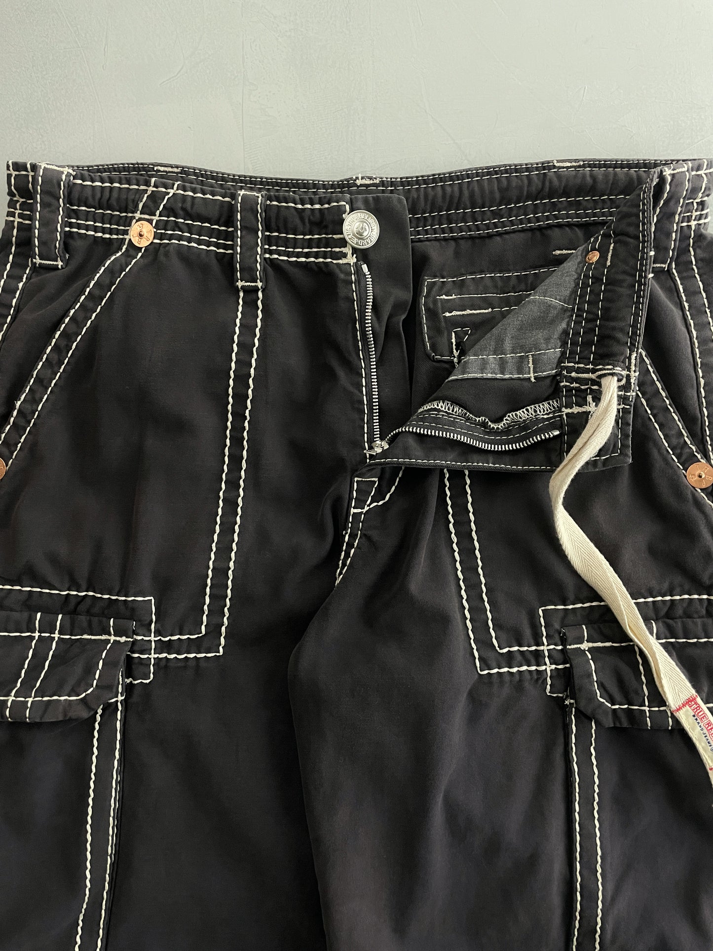 True Religion Cargo Shorts [36"]