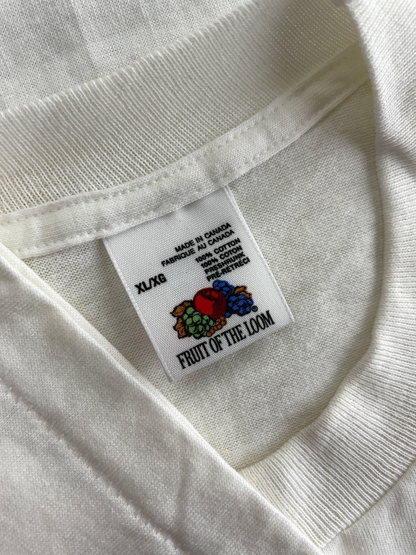 "Noises Animals Make In A Microwave" Tee [XL]